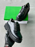 Chaussure grosse semelle en cuir