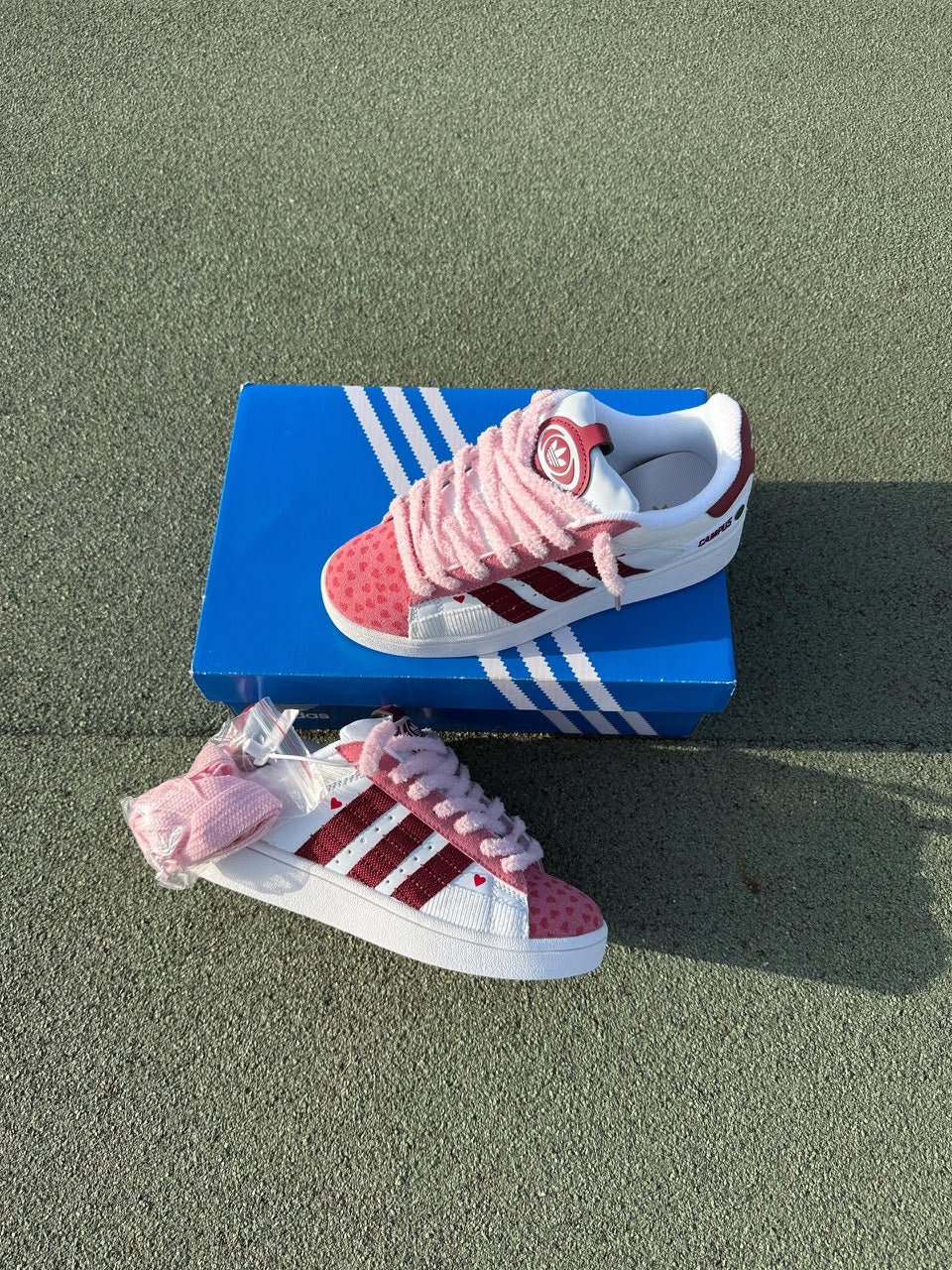 Adidas campus